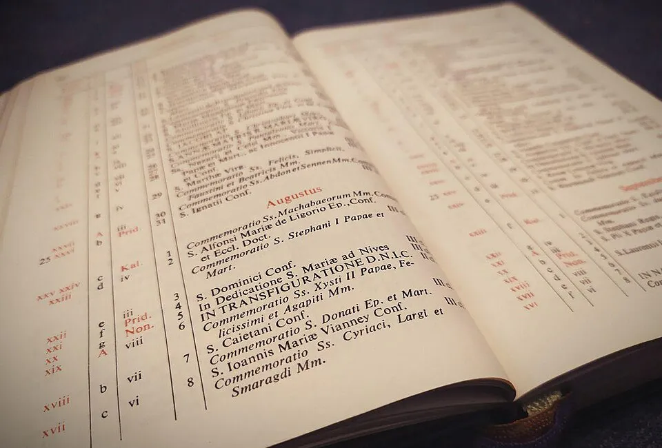 Illustration: 2025-2026 Catholic Liturgical Calendar: Key Dates and Observances