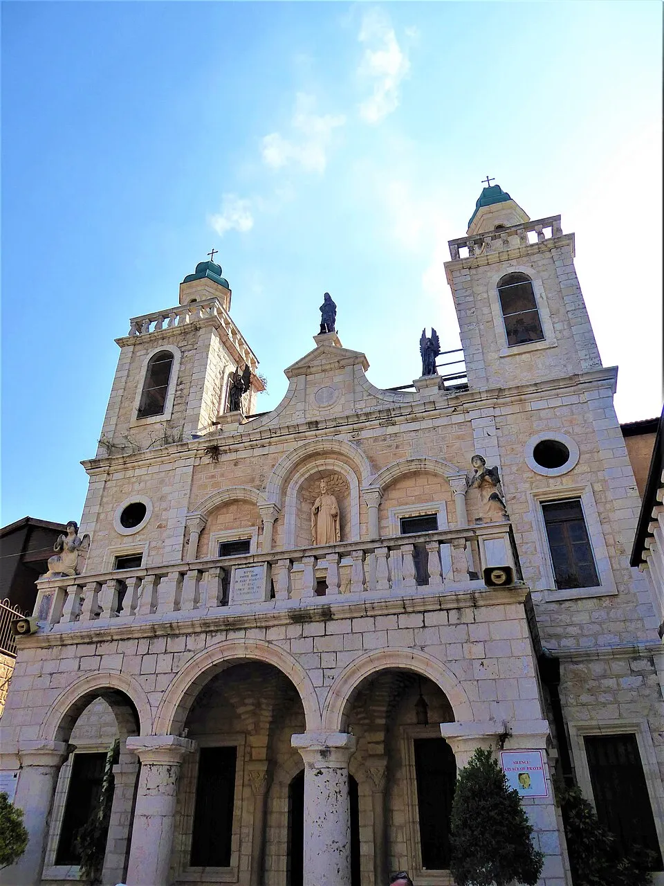 Illustration: Catholic Marriage Doctrine: Sacrament, Covenant, and Divine Purpose Illustration: Catholic Marriage Doctrine: Sacrament, Covenant, and Divine Purpose