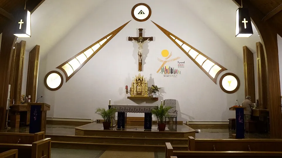 Illustration: How Do Vietnamese Catholics Balance Faith and Culture in a Globalized World? Illustration: How Do Vietnamese Catholics Balance Faith and Culture in a Globalized World?