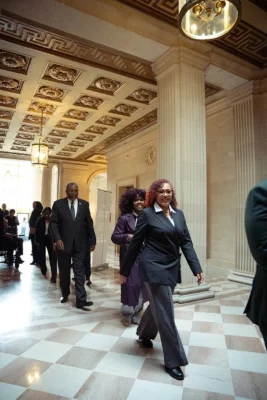 Illustration: Link Building: Earning Authority and Trust